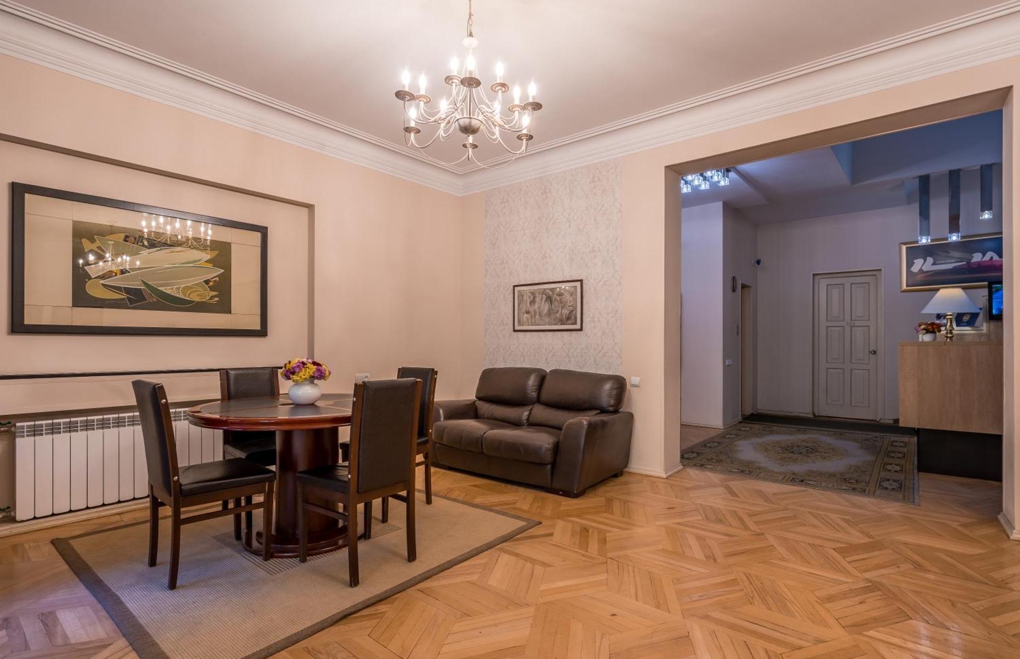 Iliani Hotel 트빌리시 외부 사진